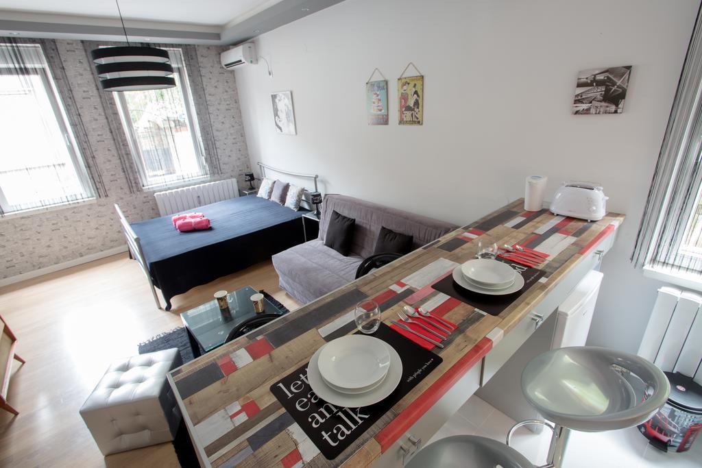 Lea Apartment Belgrado Exterior foto