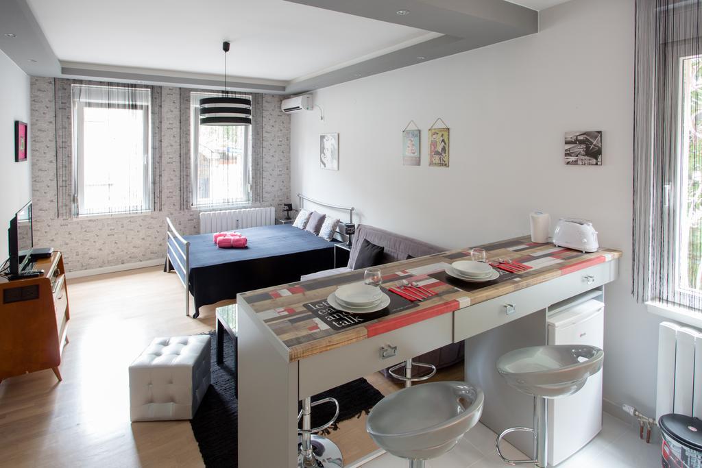 Lea Apartment Belgrado Exterior foto